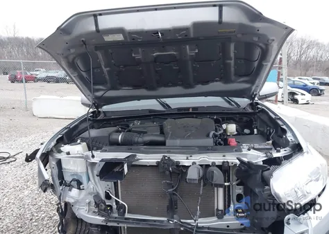 2021 Toyota Tacoma Sr V6 из США, поврежденный, VIN 3TMCZ5AN3MM381114